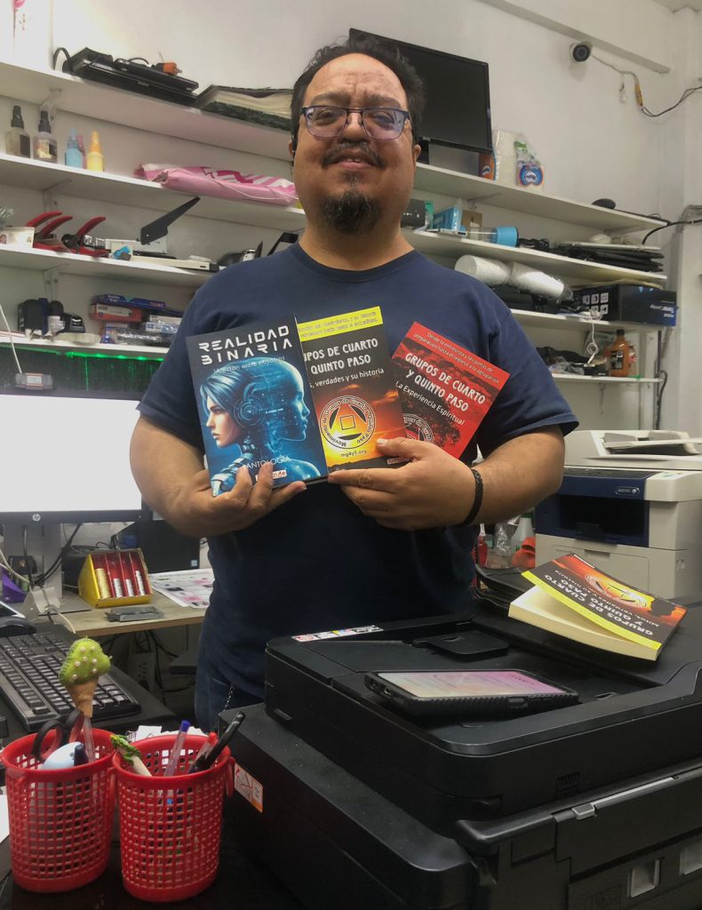 Editorial para impresión de libros de autores independientes